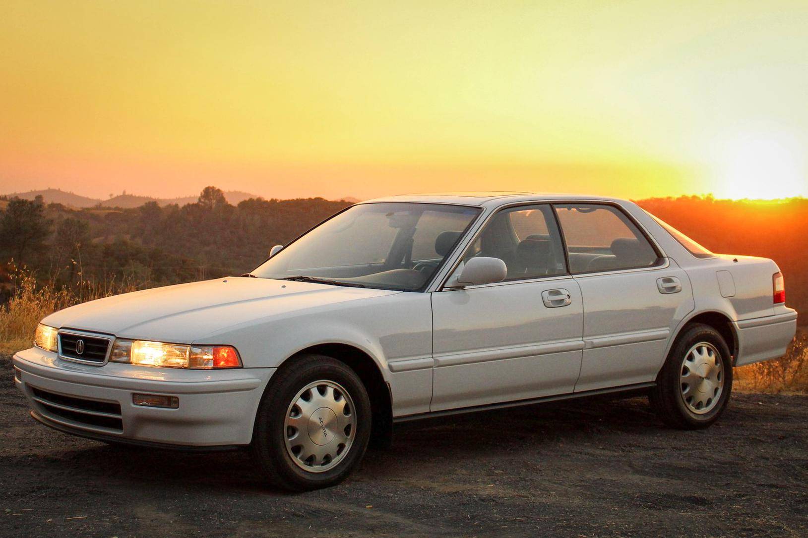 Acura Vigor Bolt Pattern, Rim Size, Hub Bore, Offsets And Tire Size